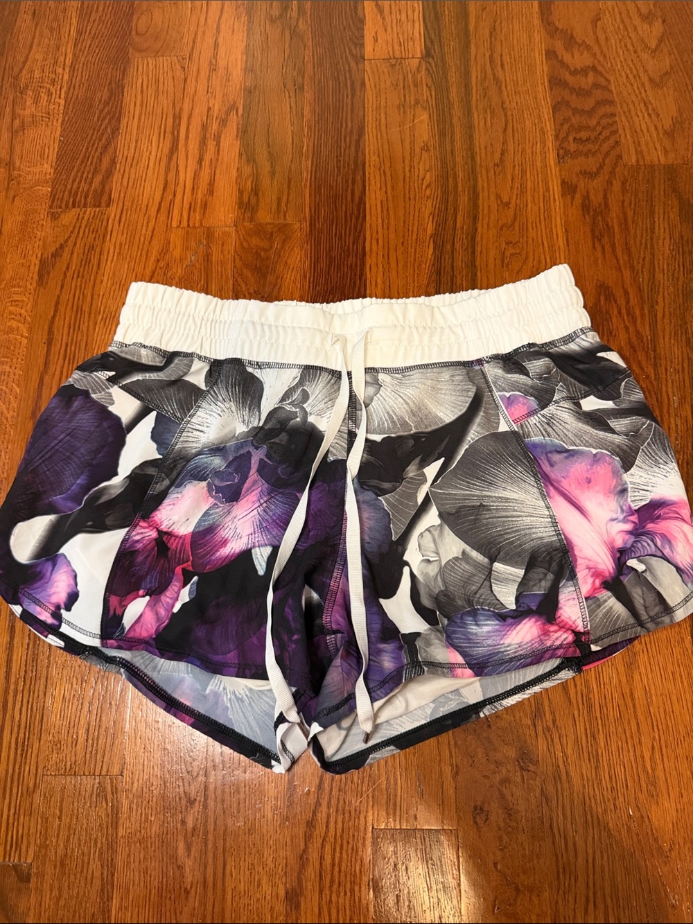 Calia by Carrie Underwood Floral Athletic Shorts - White with Purple/Pink Print